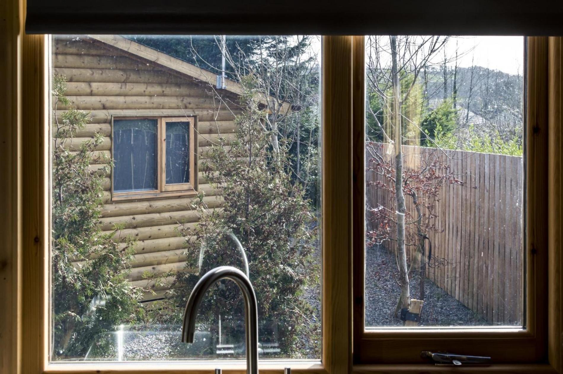 Laurel Lodge - 2 Bedroom Log Cabin - St Florence Saint Florence Exteriér fotografie